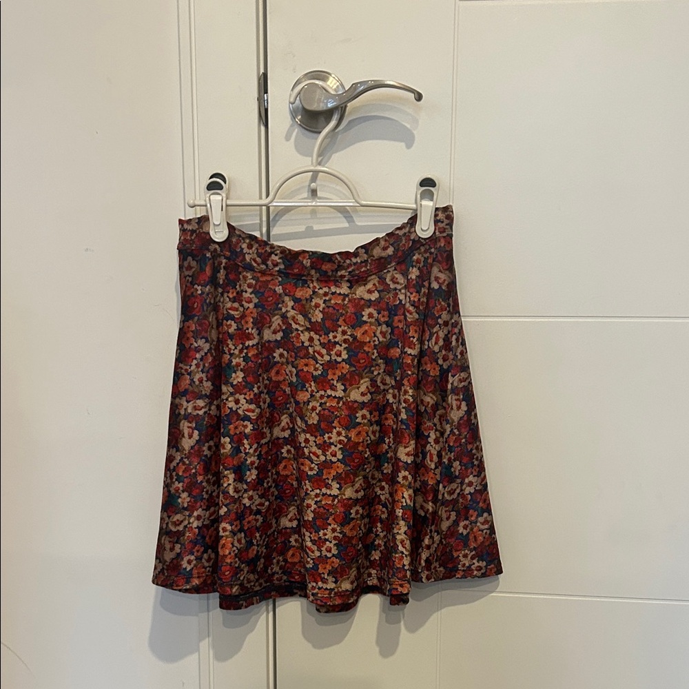 Hollister Floral Women's Skirt Size L